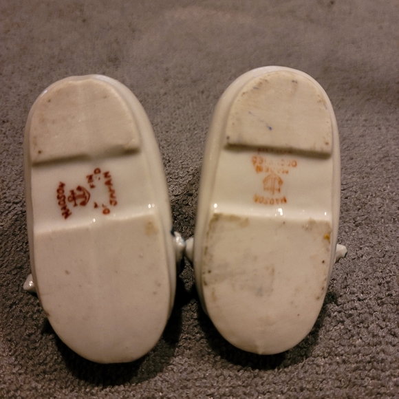 Vintage Porcelain Baby Booties - Picture 4 of 6
